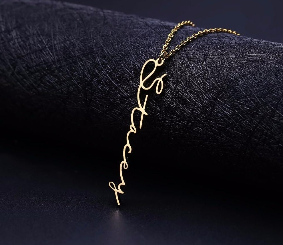 Personalized Vertical Necklace - Limitless Jewellery