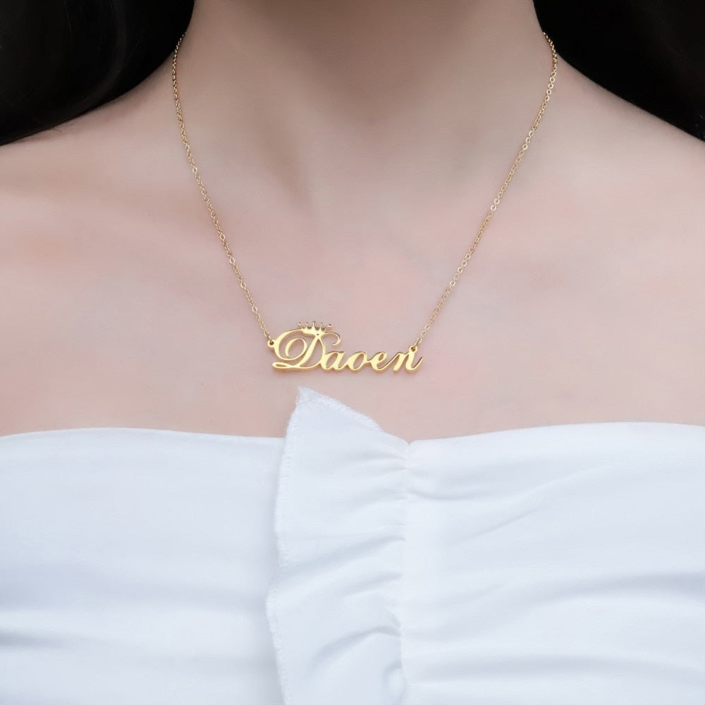 Personalized Crown Necklace - Limitless Jewellery