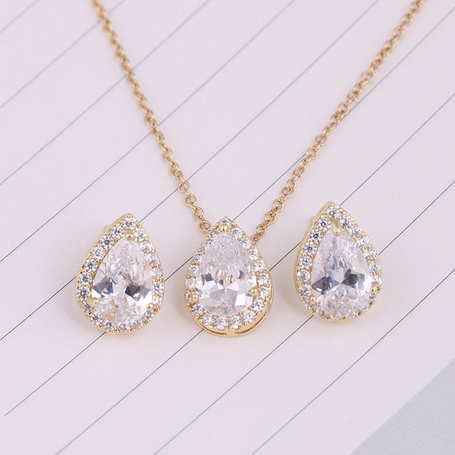 Stina Necklace
