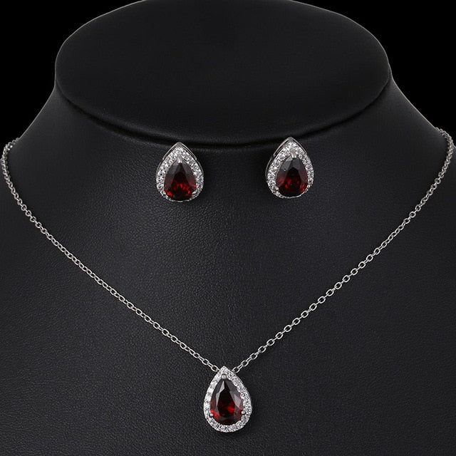Stina Necklace