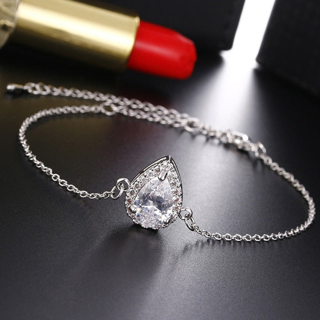 Stina Necklace