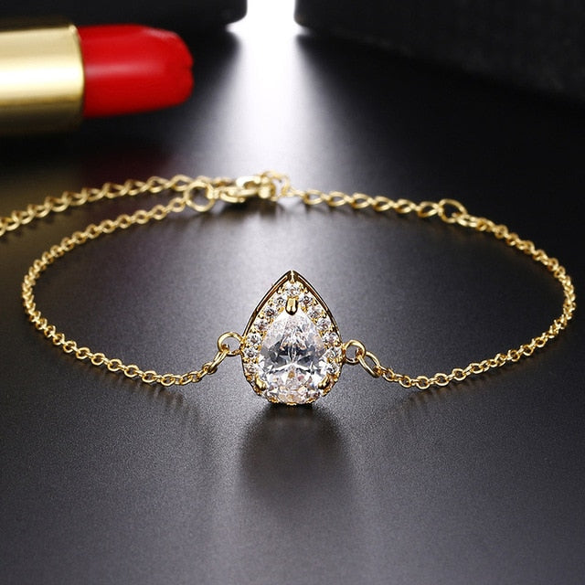Stina Necklace