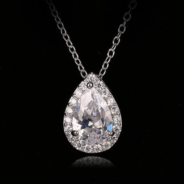Stina Necklace