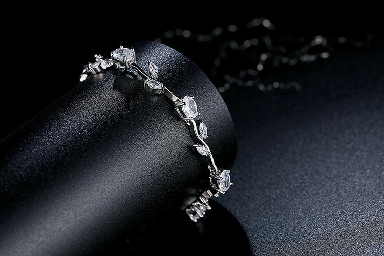 Famera  Rose  Bracelet - Limitless Jewellery