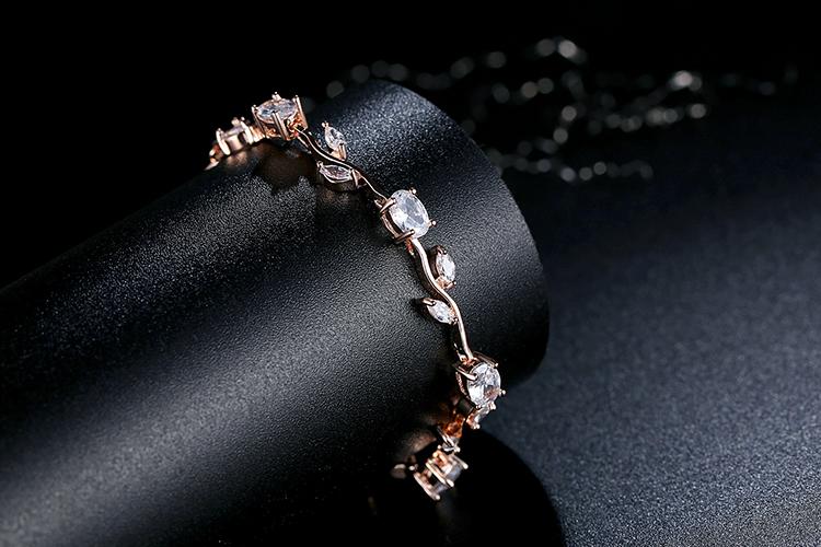 Famera  Rose  Bracelet - Limitless Jewellery