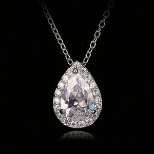 Stina Necklace