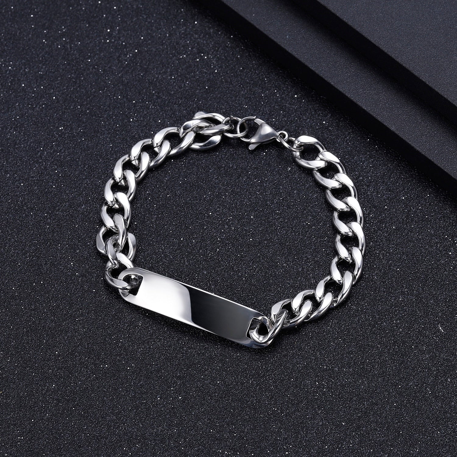 Personalized Bar Chain Bracelet