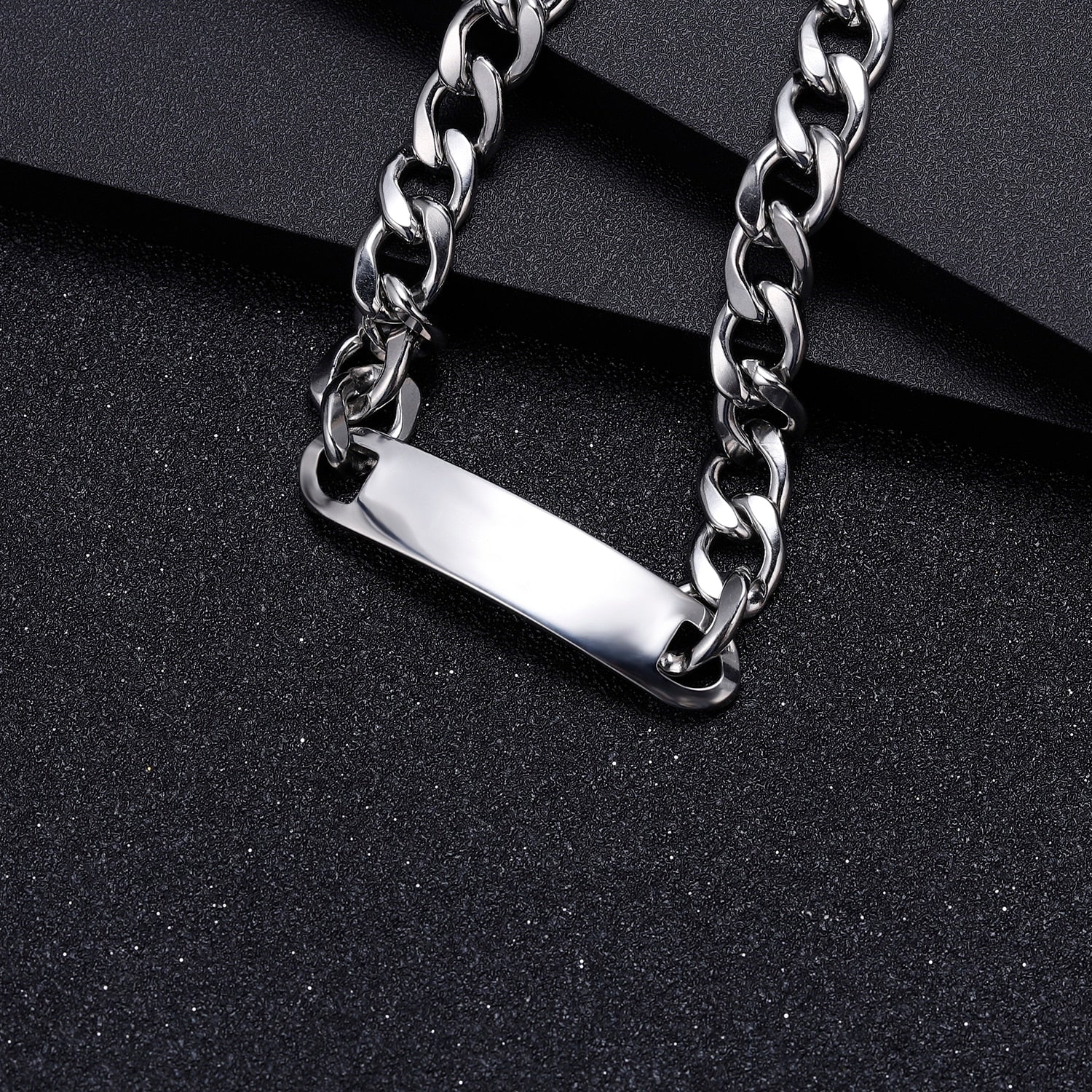 Personalized Bar Chain Bracelet